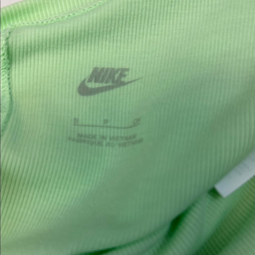 Nike Women's Lime Green Crop Top - Picture 8 of 8